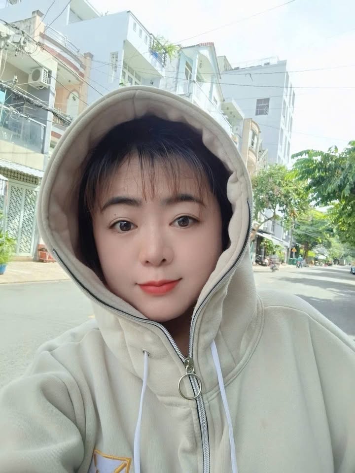 FrontHouse mặt tiền kinh doanh Tân Phú 100m² giá 8 tỷ - Mặt tiền sầm uất gần Aeon Celadon!