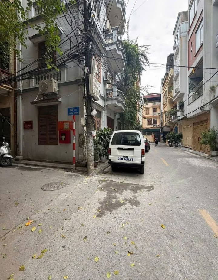 Nhà đẹp phố Ô Cách Long Biên 48m² giá 12.5 tỷ - Ô tô vào tận nhà!