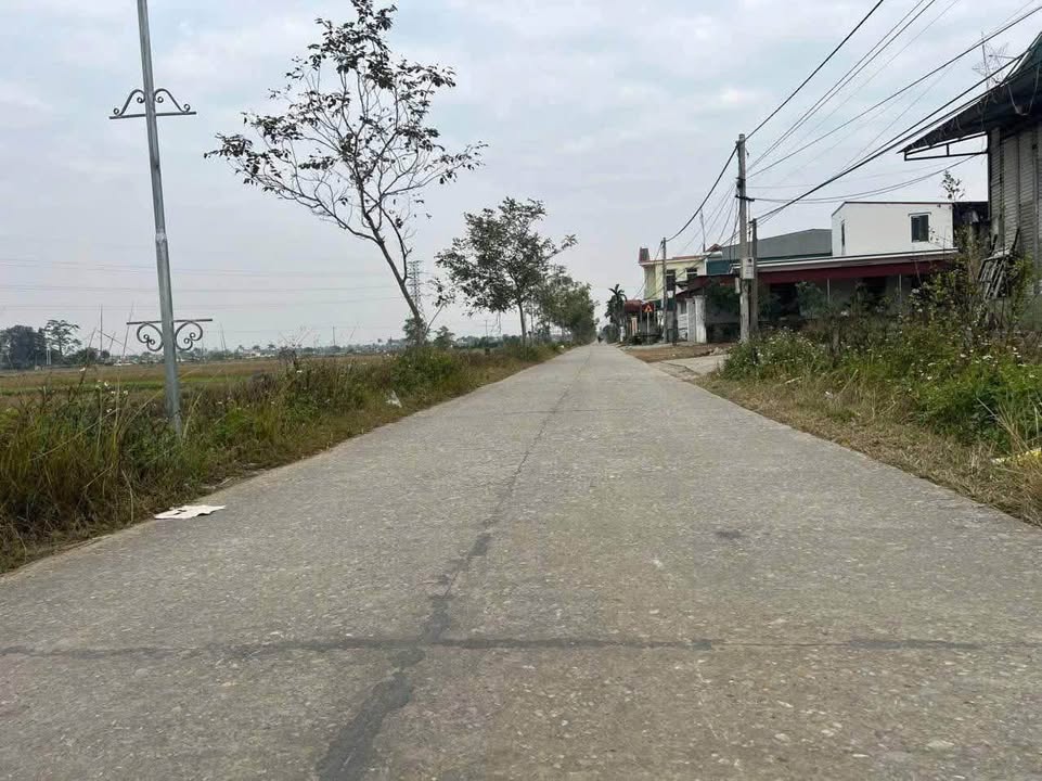 Đất thổ cư mặt kênh Thổ Hoàng, Yên Hòa 180m² giá 1.5 tỷ - Đầu tư sinh lời ngay!