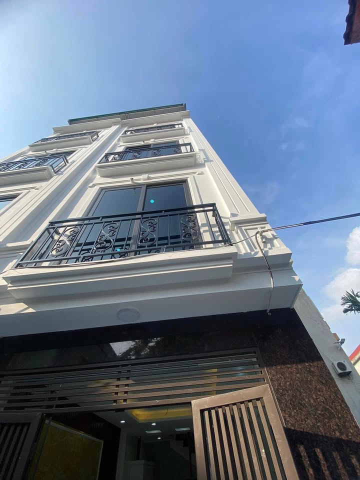Nhà 5 tầng An Khánh Hoài Đức 30m² giá 4.7 tỷ - Vị trí đắc địa gần ĐL Thăng Long!