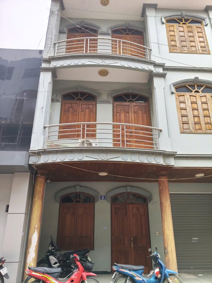 Nhà 3 tầng Lương Ngọc Quyến 137m² giá 9 tỷ - Chính chủ bán gấp!