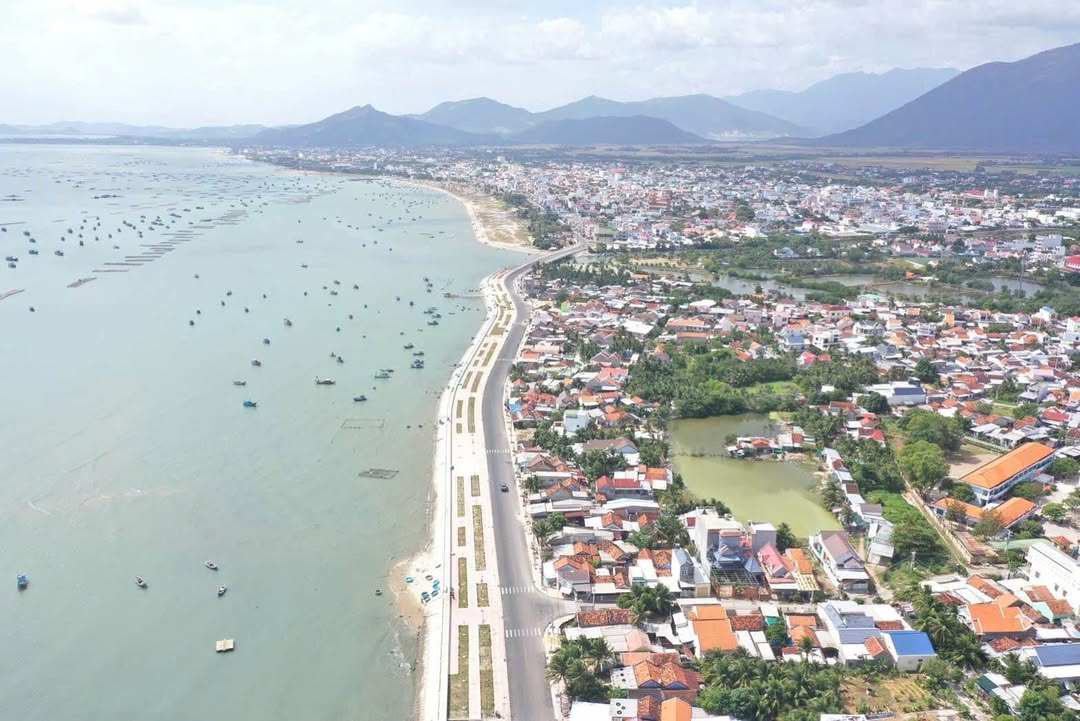 Lô đất Tân Đức Đông, Cần Giuộc 120m² giá 900 triệu - Cách biển chỉ 150m!