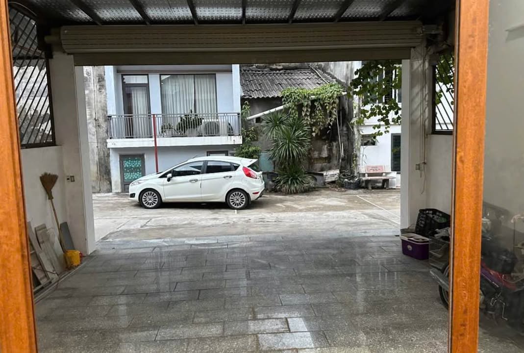 Nhà 3 tầng Phường Chùa Hang 114m² giá 3.59 tỷ - Vị trí cao thoáng, ô tô tránh nhau!