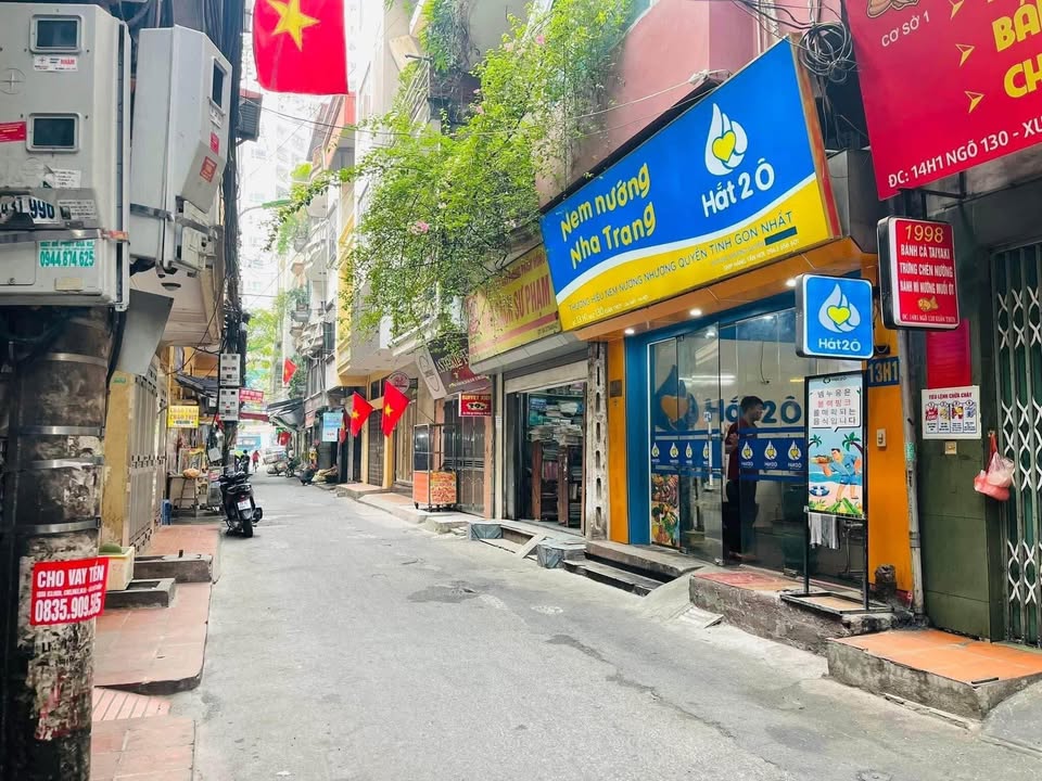 Căn hộ dịch vụ 130 Xuân Thủy 50m² giá 14 tỷ - Đầu tư sinh lời ngay!