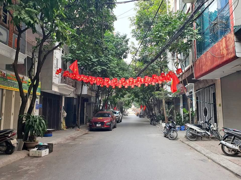 Nhà phố Văn Quán Hà Đông 45m² giá 13 tỷ - Chính chủ, pháp lý rõ ràng!