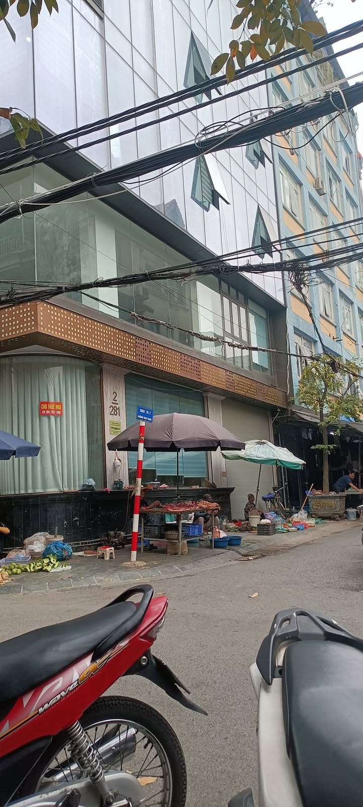 FrontHouse Tam Trinh 115m² giá 50 tỷ - Kinh doanh sầm uất, ô tô tránh vỉa hè!