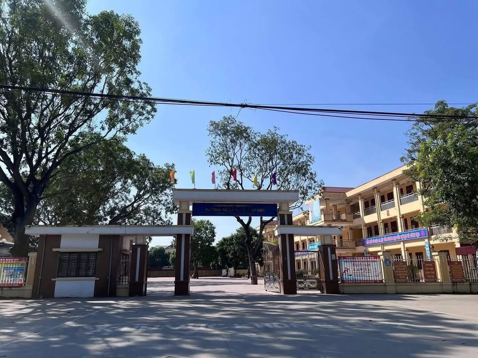 Đất nền lô góc 80m² xã Đông Xuân, huyện Sóc Sơn - Giá chỉ 2 tỷ có thương lượng!