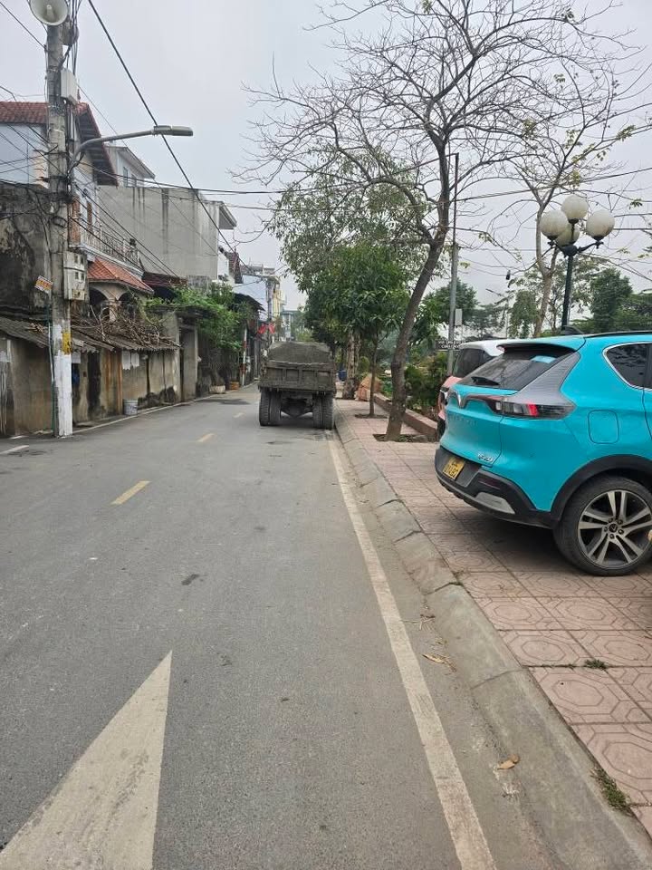 Đất Lại Yên - Hoài Đức 80m² giá 5 tỷ - Sổ đẹp chính chủ!