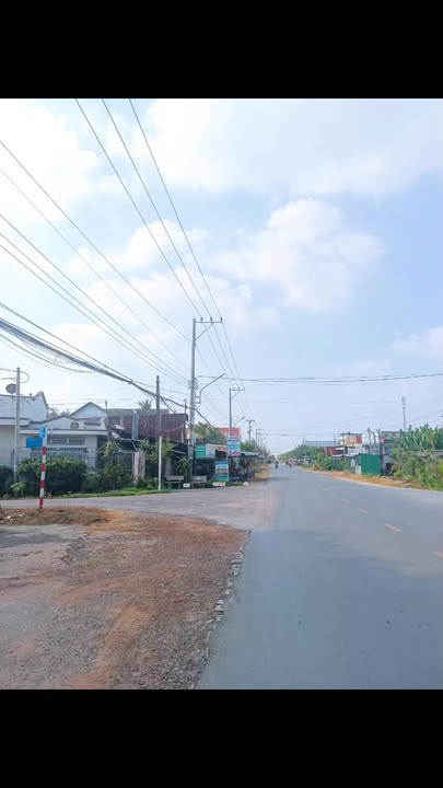 Nhà hẻm Trịnh Phong Đáng, Hòa Thành 100m² giá 960 triệu - Phù hợp cho gia đình đông người!