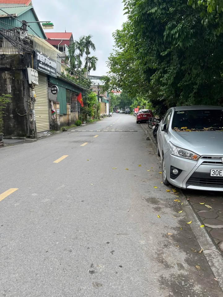 Đất Cổ Bi, Gia Lâm 102m² giá 11 tỷ - Đầu tư kinh doanh lý tưởng!