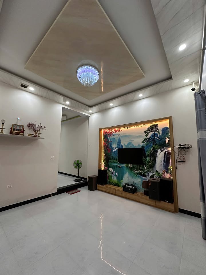 Nhà mặt tiền Bế Văn Đàn, Phan Thiết 5 triệu/tháng - Full nội thất mới