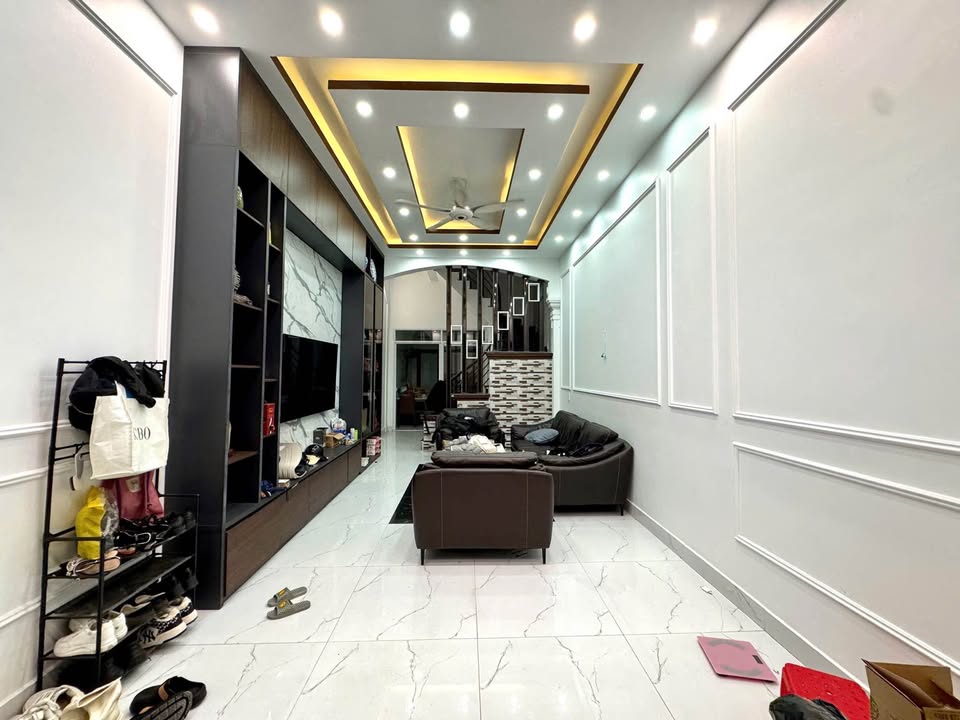 Nhà phố Trần Nguyên Hãn, Hải Phòng 60m² giá 6 tỷ - Vị trí đẹp, công năng đầy đủ!