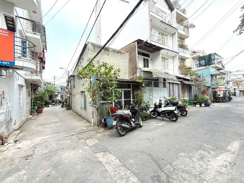 Nhà đẹp hẻm thẳng Đường số 31, Quận 7, 16m² giá 1.45 tỷ - Chính chủ bán ngay!