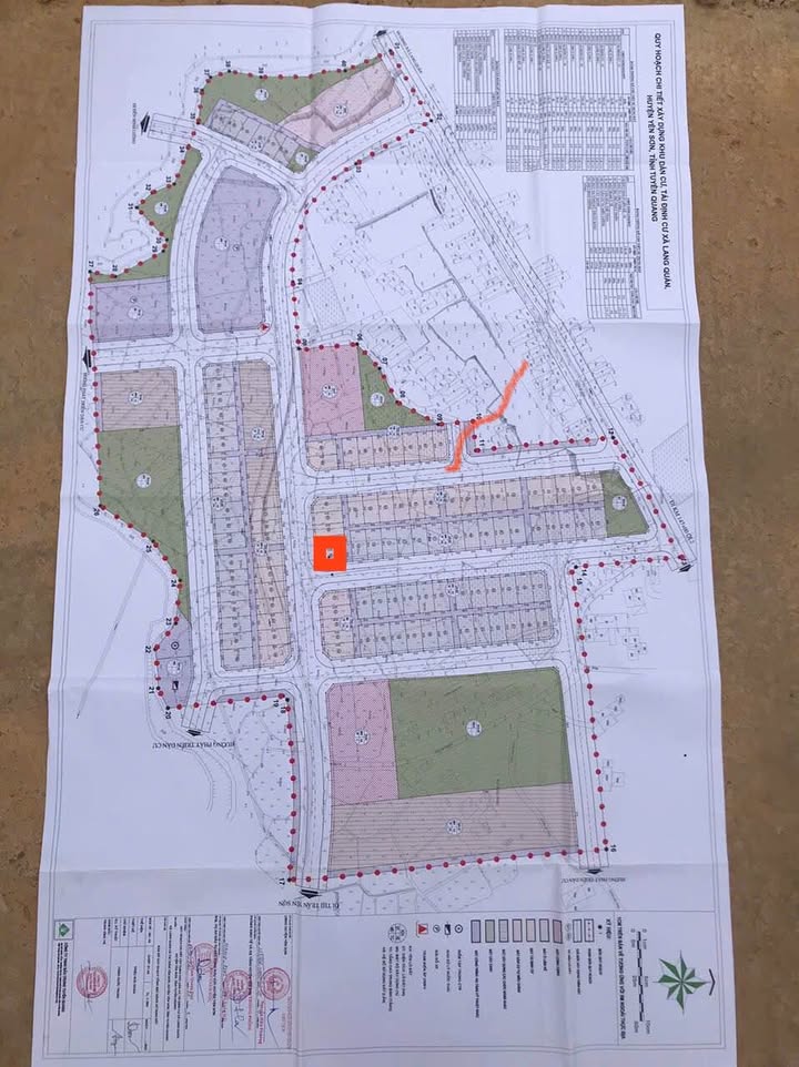 Đất phân lô tái định cư Lăng Quán 200m² - Sổ đỏ chính chủ, giá thỏa thuận!