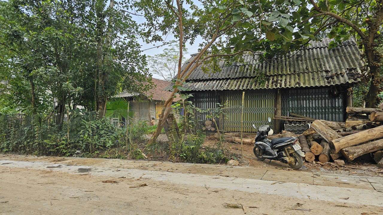 Đất thổ cư thôn 9, xã Lang Quán 810m² giá chỉ 1 tỷ - Cơ hội đầu tư tuyệt vời!