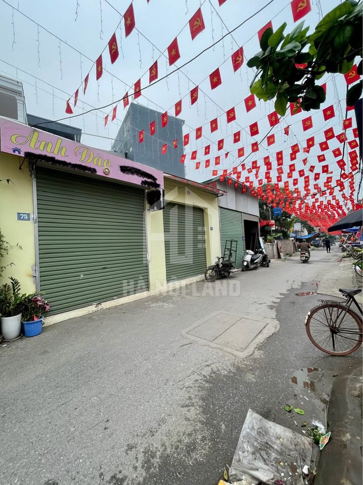 Bán đất mặt phố Tây Thăng Long, Cổ Nhuế 157m² giá 24.8 tỷ - Kinh doanh sầm uất!