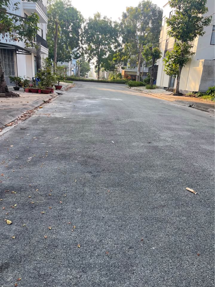 Đất nền khu tái định cư Đông Tâm, Tân An 90m² giá 2.45 tỷ - Chính chủ bán gấp!