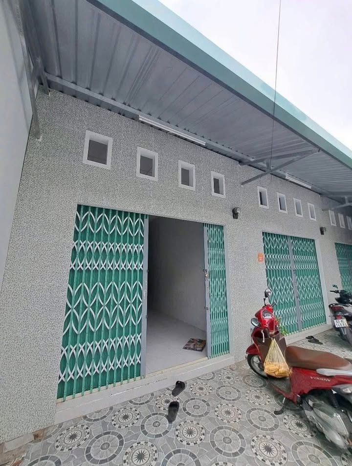 Nhà cho thuê Ấp 5, Xã Trung An, TP Mỹ Tho 2 phòng ngủ - Sạch đẹp, giá 3 triệu!
