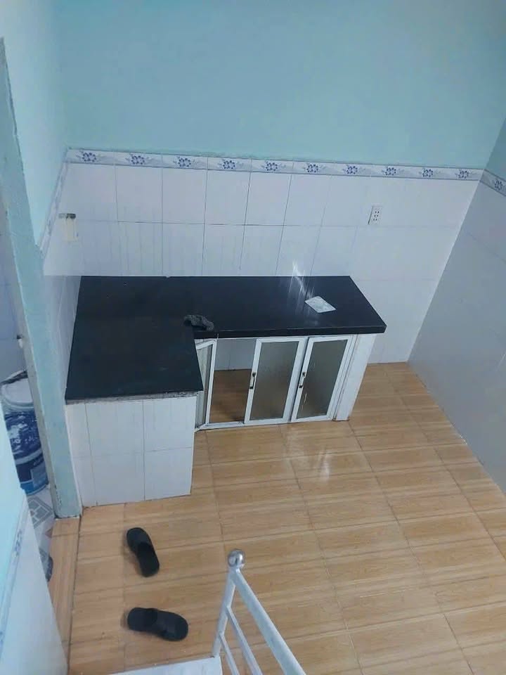 Nhà cho thuê tại Tân Đông Hiệp, Dĩ An 50m² giá 3 triệu - Sân rộng thoáng mát!