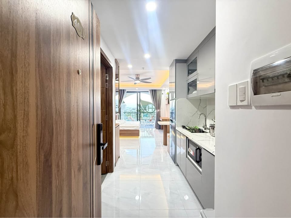 Căn hộ Studio Vĩnh Hòa Nha Trang 8 triệu/tháng - Ban công đẹp, gần biển!