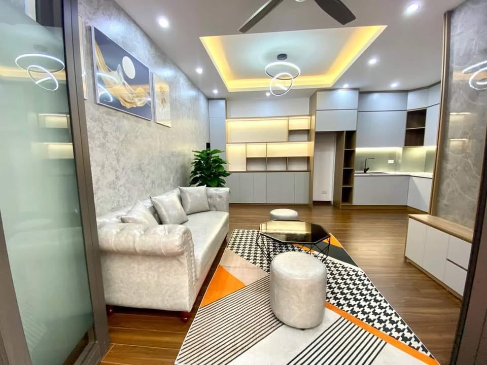 Nhà Ngã Tư Sở, Đống Đa 30m² giá chỉ 2.95 tỷ - Đầu tư sinh lời ngay!