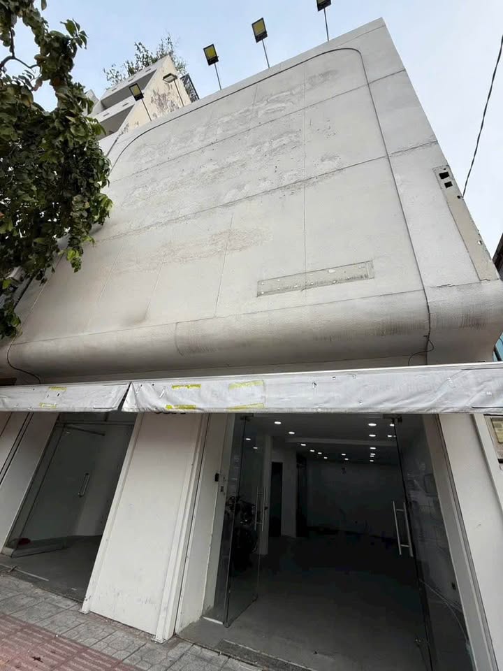 Bán gấp nhà mặt tiền Kinh Dương Vương, Quận 6, 136m² - Giá 25.5 tỷ TL