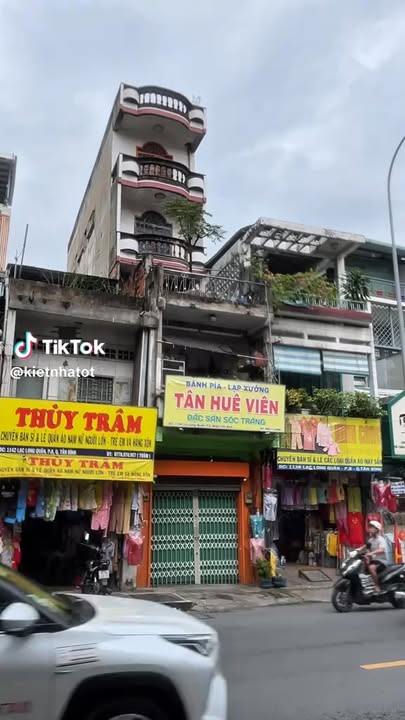 Nhà cho thuê tại Lạc Long Quân, Quận Tân Bình, 59m² giá 13.5 tỷ - Tiềm năng kinh doanh lớn!