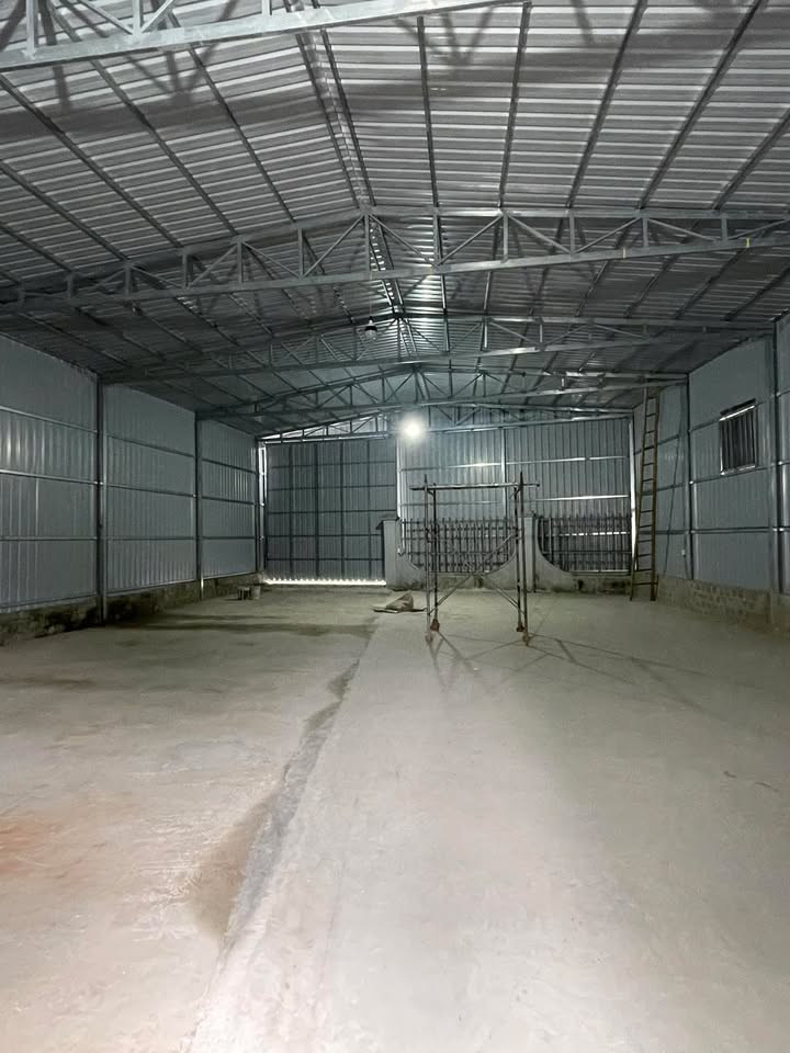 Kho xưởng cho thuê tại Quốc lộ 10, Nam Định 290m² - Vị trí đắc địa cho kinh doanh!