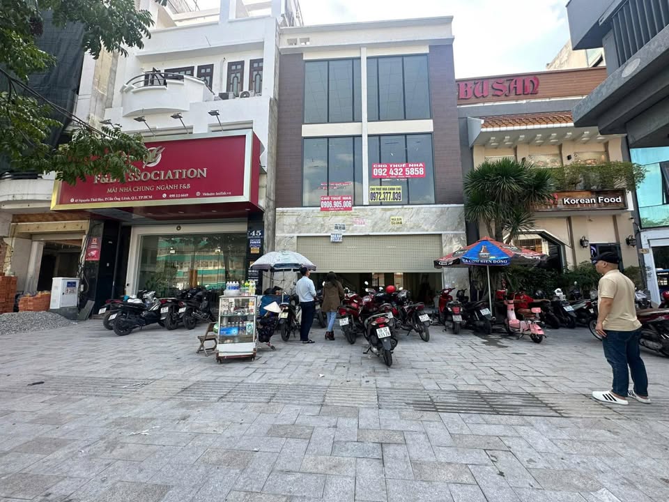 Nhà cho thuê Quận 1 - Diện tích 112m² giá 70 triệu - Vị trí đắc địa trung tâm!