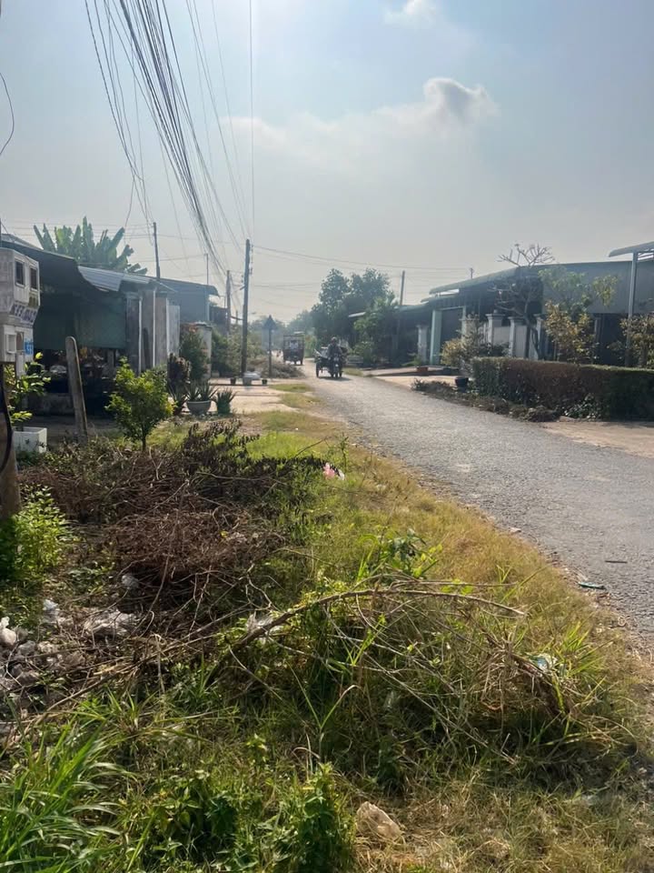 Đất nền 2 mặt tiền Hẻm 23 Nguyễn Văn Linh, 125m² giá chỉ 185 triệu - Cơ hội đầu tư hấp dẫn!