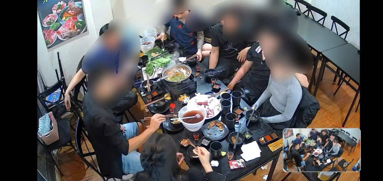 Quán ăn sang nhượng mặt phố Văn Cao, Ba Đình, 125m² giá 18 triệu/tháng - Cơ hội kinh doanh tuyệt vời!