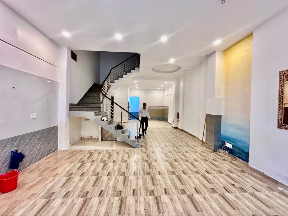 Cho thuê mặt bằng Vĩnh Điềm Trung 108m² giá 15 triệu - Kinh doanh sầm uất!