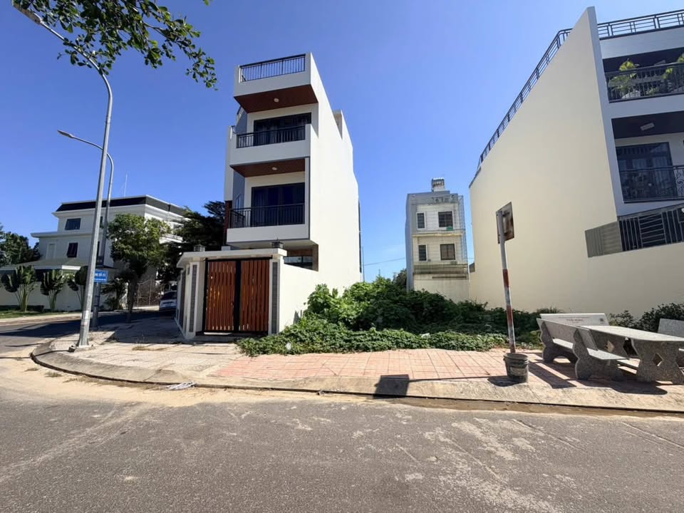 Đất nền Mỹ Gia, Quận Lê Chân, 100m² giá 5.4 tỷ - Lô kề góc sạch đẹp, sẵn sàng xây dựng!