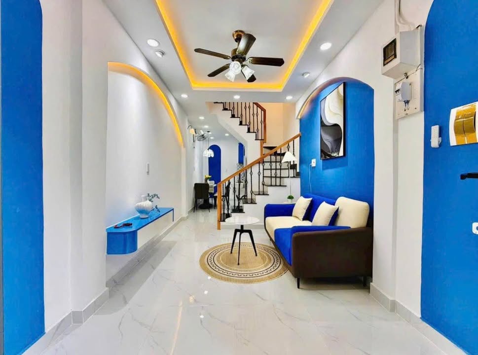 Nhà phố Hoàng Văn Thụ, Quận Tân Bình 75m² giá 3.8 tỷ - Pháp lý rõ ràng, sẵn nội thất