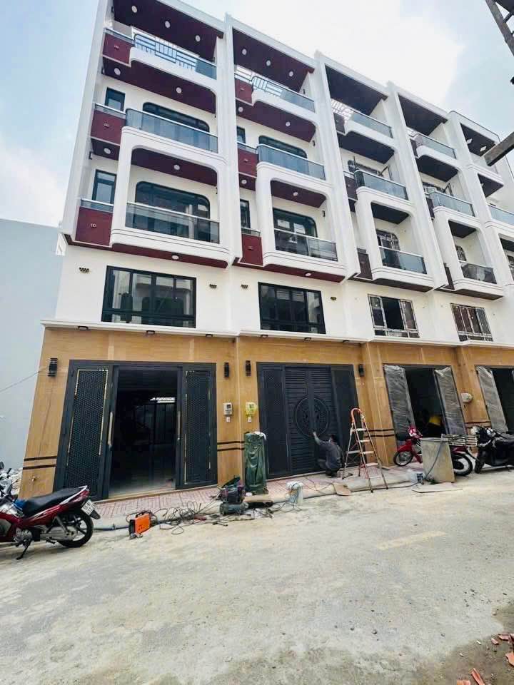 Nhà đẹp Quận Bình Tân 65m² giá 7.6 tỷ - Thiết kế sang trọng, tiện nghi