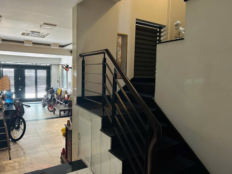 FrontHouse Đường Số Bình Tân 100m² giá 20 tỷ - Chính chủ bán gấp trước Tết!