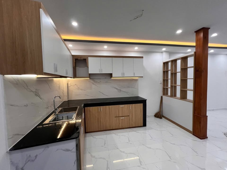 Nhà Hóc Môn 42.5m² giá 2.05 tỷ - Sẵn sàng vào ở ngay!