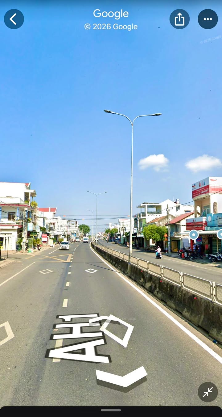 Nhà mặt tiền đường Nguyễn Tất Thành, Lâm Đồng 250m² giá 2.679 tỷ - Kinh doanh thuận lợi!