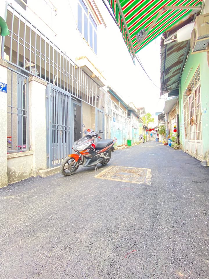 Nhà riêng Hiệp Thành 43, Quận 12, 74m² giá 3.79 tỷ - Chính chủ bán gấp!