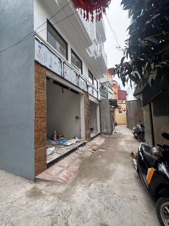 Nhà Liên Ninh, Thanh Trì 204m² giá 6.6 tỷ - Nhà mới chính chủ, sổ đỏ nở hậu!