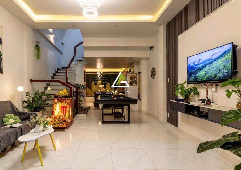 Homestay 64m² Đường Ôtô P6 Đà Lạt giá 8.2 tỷ - Kinh doanh ổn định!
