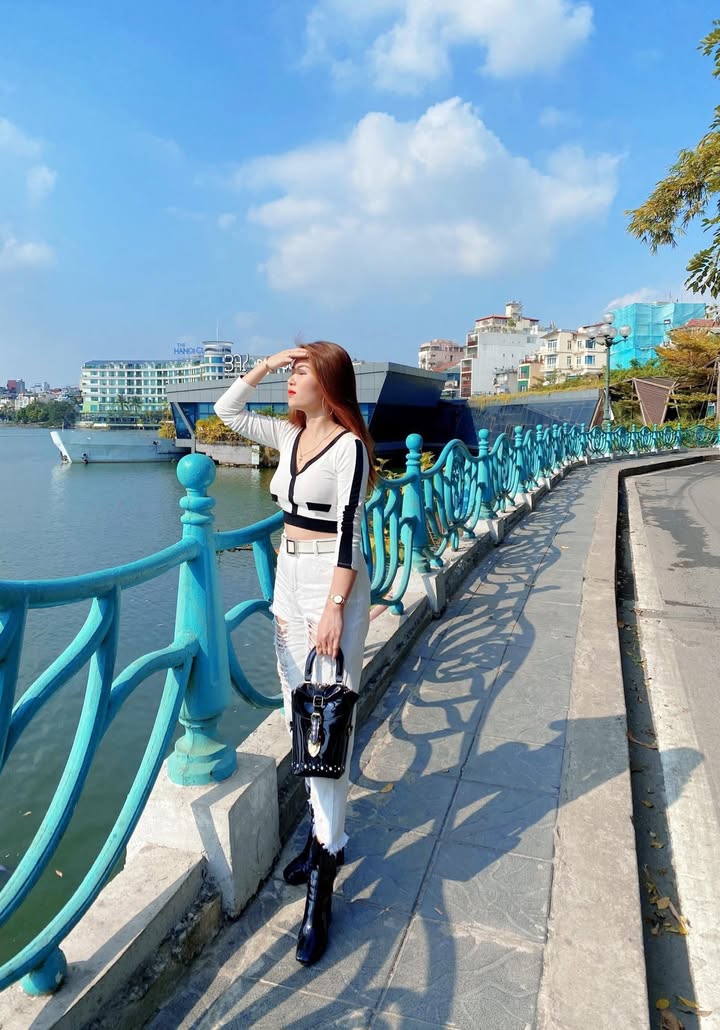 Nhà 2 tầng Hạ Lôi, Mê Linh 120m² - Nở hậu, Ô tô tránh