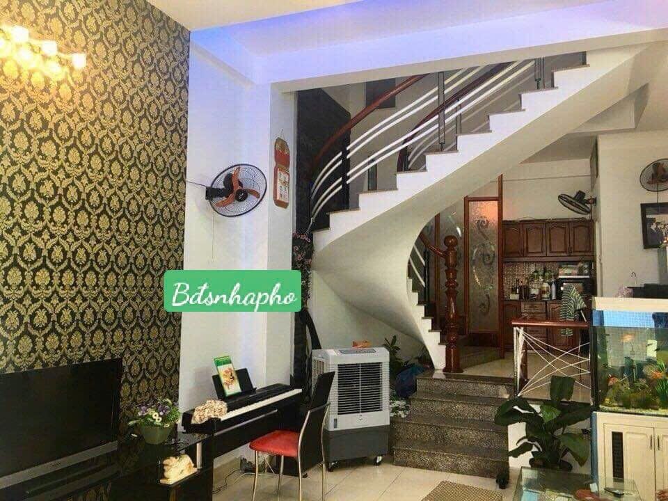 Nhà nguyên căn 4 tầng Đỗ Quang, Thanh Khê giá chỉ 12 triệu/tháng - Không gian rộng rãi phù hợp gia đình!