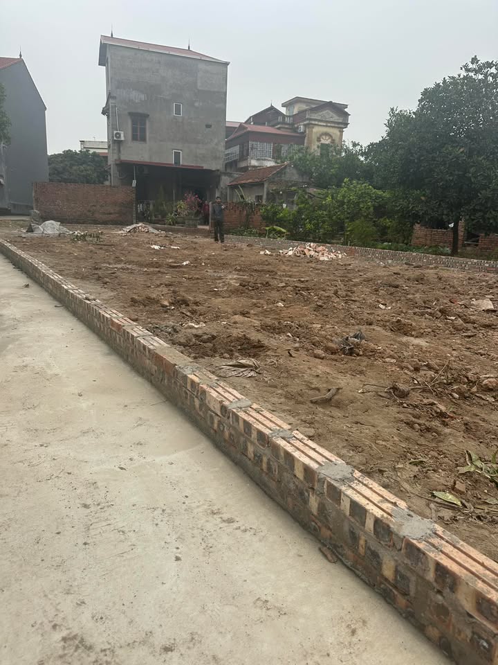 Đất Lệ Chi, Gia Lâm 94m² giá chỉ 4x triệu/m² - Mặt tiền 4.6m ô tô vào tận đất!