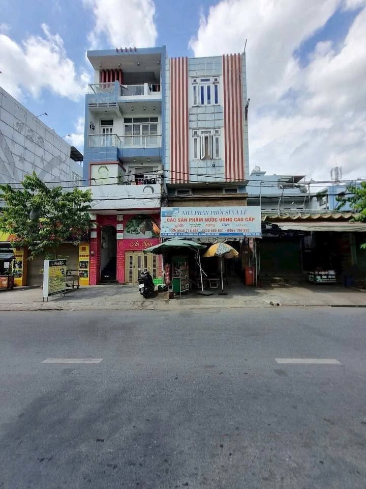 Bán nhà mặt tiền kinh doanh đường số 18, quận Bình Tân, 87m², giá 11.3 tỷ - Cơ hội đầu tư sinh lời!