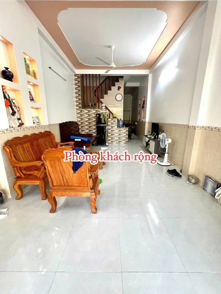 Nhà 1 trệt 1 lầu đường Nguyễn Đức Cảnh, Long Xuyên 56m² giá 2.85 tỷ - Nhà kiên cố, pháp lý rõ ràng!