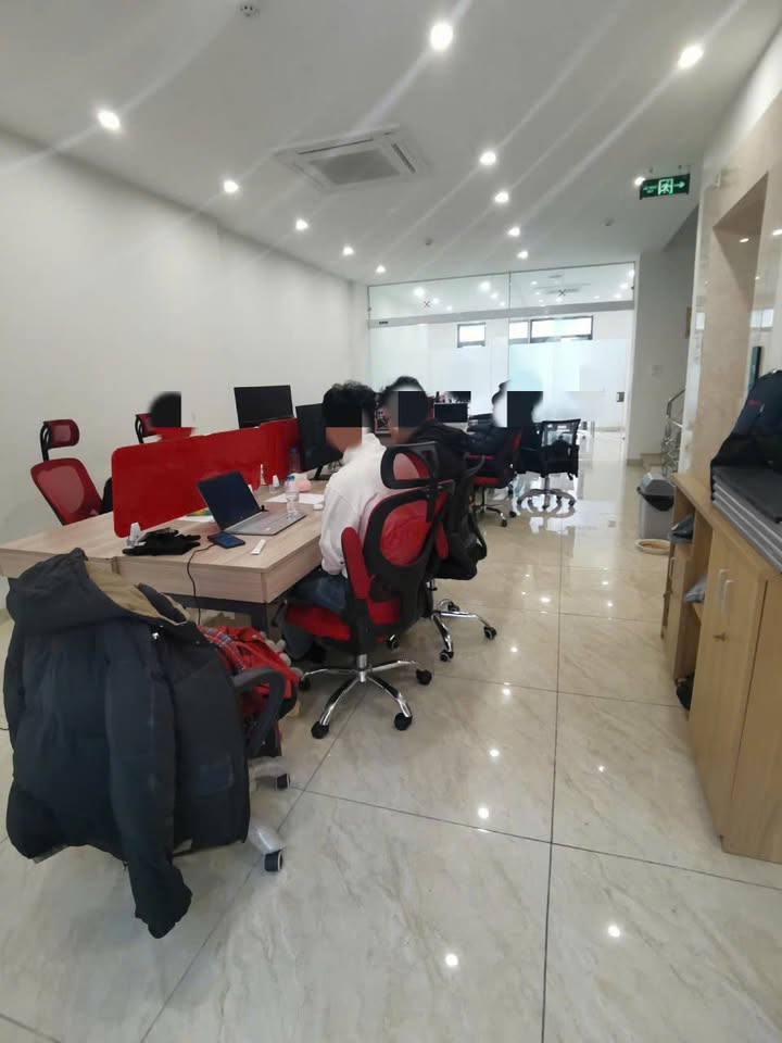 Cho thuê văn phòng shophouse Khu nhà ở Him Lam Vạn Phúc 90m² - Ô tô đỗ tận cửa!