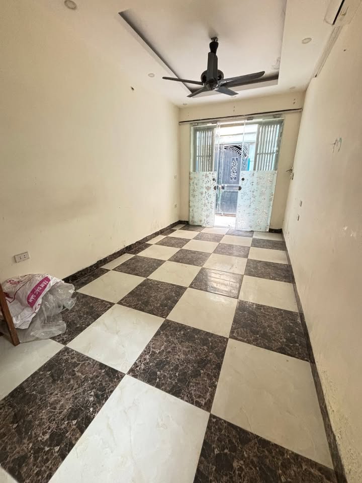 Nhà nguyên căn 67 Nam Dư, Hoàng Mai 38m² giá 9 triệu - Phù hợp cho hộ gia đình hoặc kinh doanh