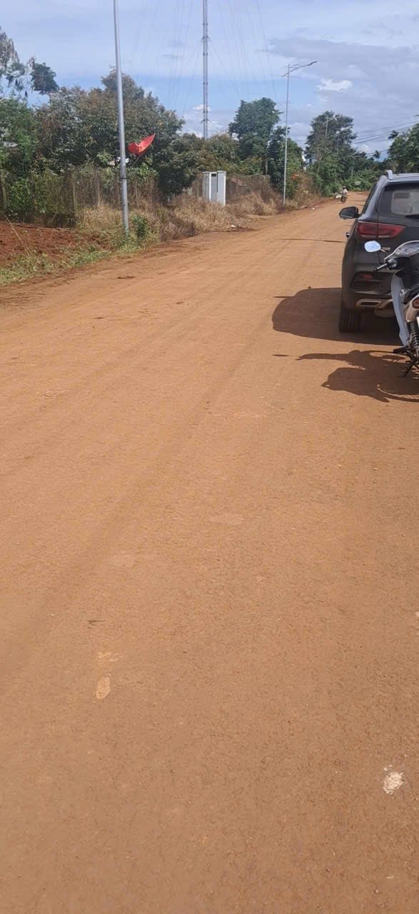 Đất thổ cư 600m² Quận Hai Bà Trưng - 2 mặt tiền, giá chỉ 2.8 tỷ!