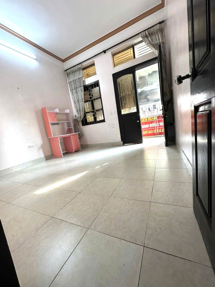 Nhà nguyên căn cho thuê ở phố Quyết Thắng 5PN - Phù hợp cho nhiều mô hình kinh doanh